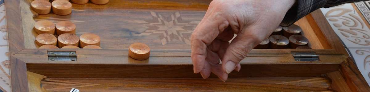 Griechische Backgammon-Sets aus Olivenholz
